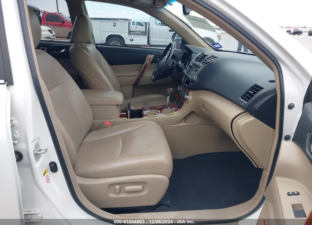 2013 TOYOTA HIGHLANDER LIMITED V6 VIN: 5TDYK3EH2DS124593