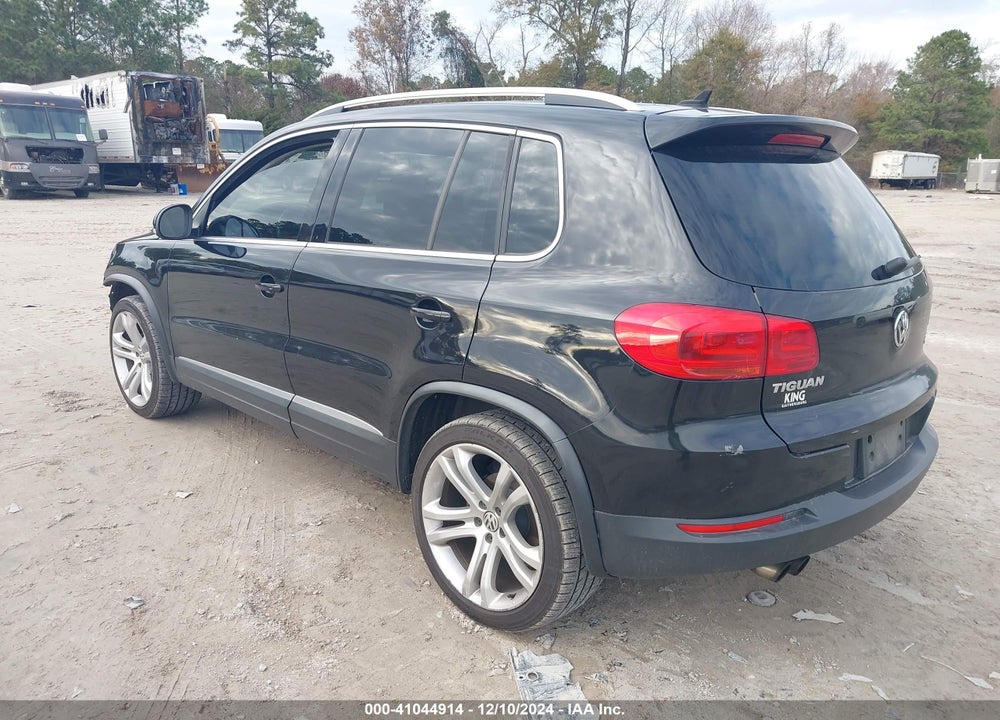 2013 VOLKSWAGEN TIGUAN SEL VIN: WVGBV7AX5DW525360