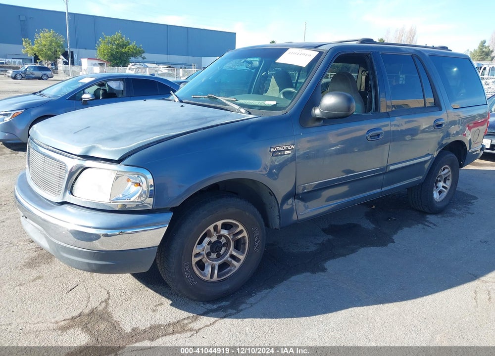 2000 FORD EXPEDITION XLT VIN: 1FMRU1566YLA69912