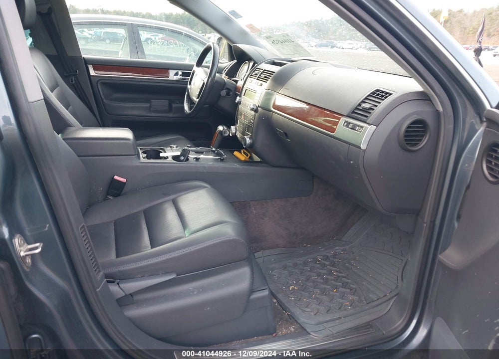 2005 VOLKSWAGEN TOUAREG V6 VIN: WVGZG77L45D020193