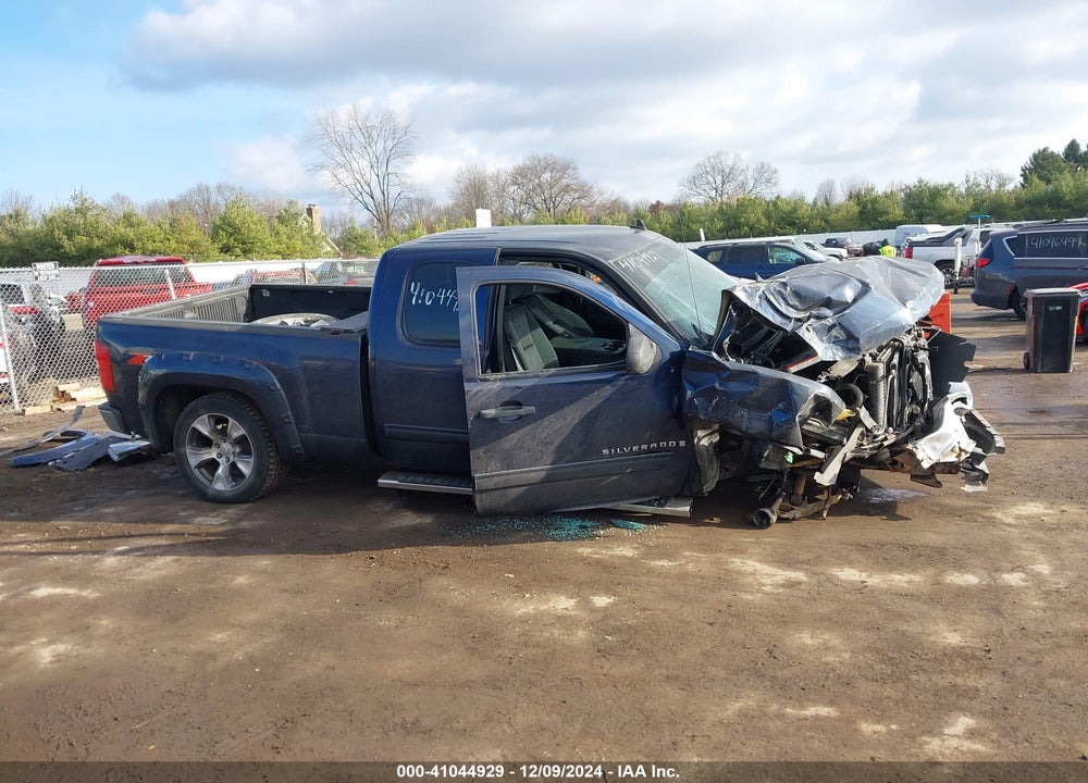 2009 CHEVROLET SILVERADO VIN: 1GCEK29069Z213896