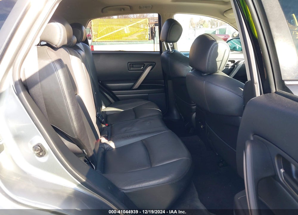 2005 INFINITI FX35 VIN: JNRAS08W15X221452