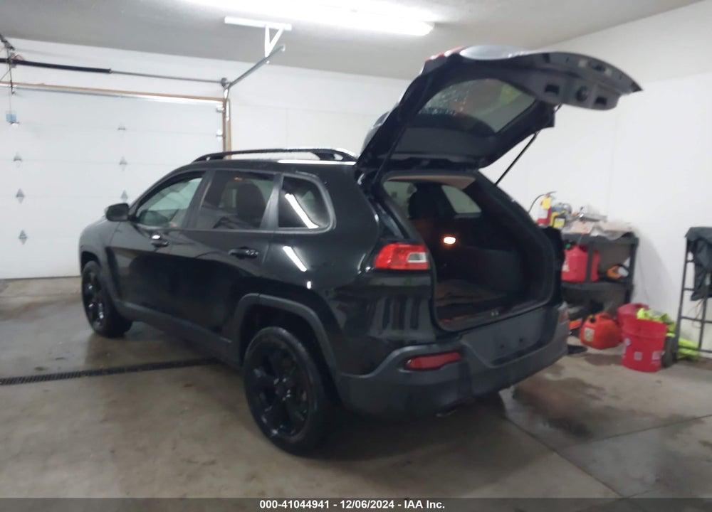 2016 JEEP CHEROKEE ALTITUDE VIN: 1C4PJMCB6GW182052