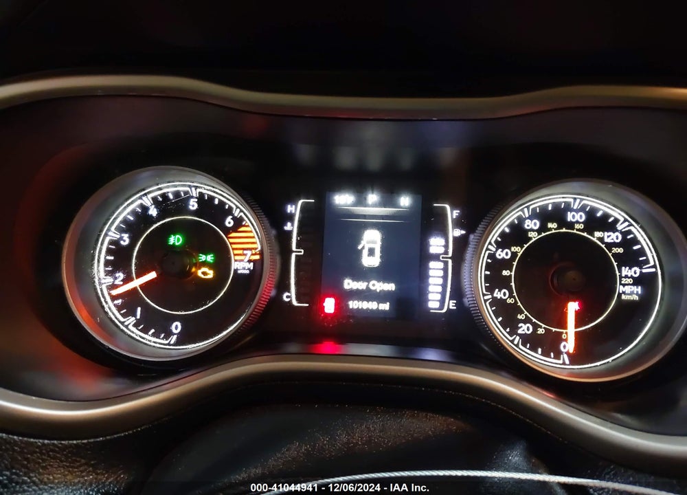 2016 JEEP CHEROKEE ALTITUDE VIN: 1C4PJMCB6GW182052
