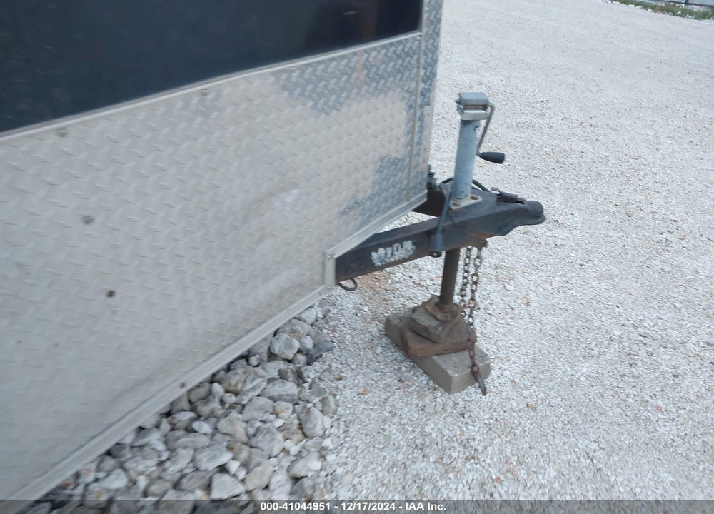 1999 TRAILER --- VIN: 53EBE1424HE028176
