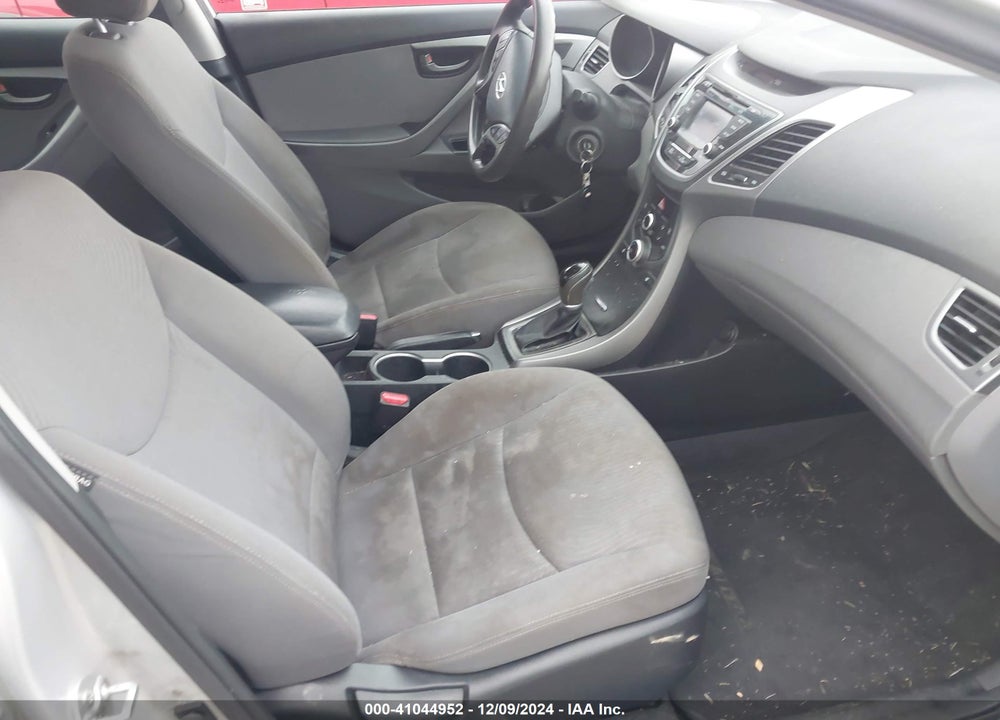 2014 HYUNDAI ELANTRA SE VIN: KMHDH4AE1EU104780