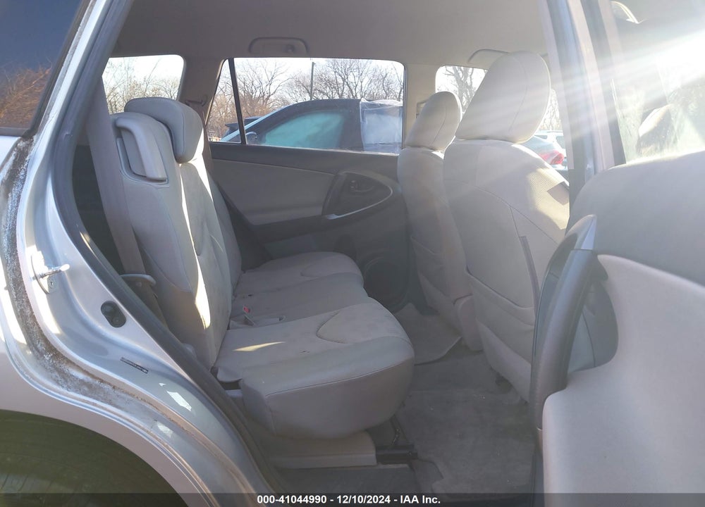 2010 TOYOTA RAV4 VIN: JTMZF4DV0AD026823
