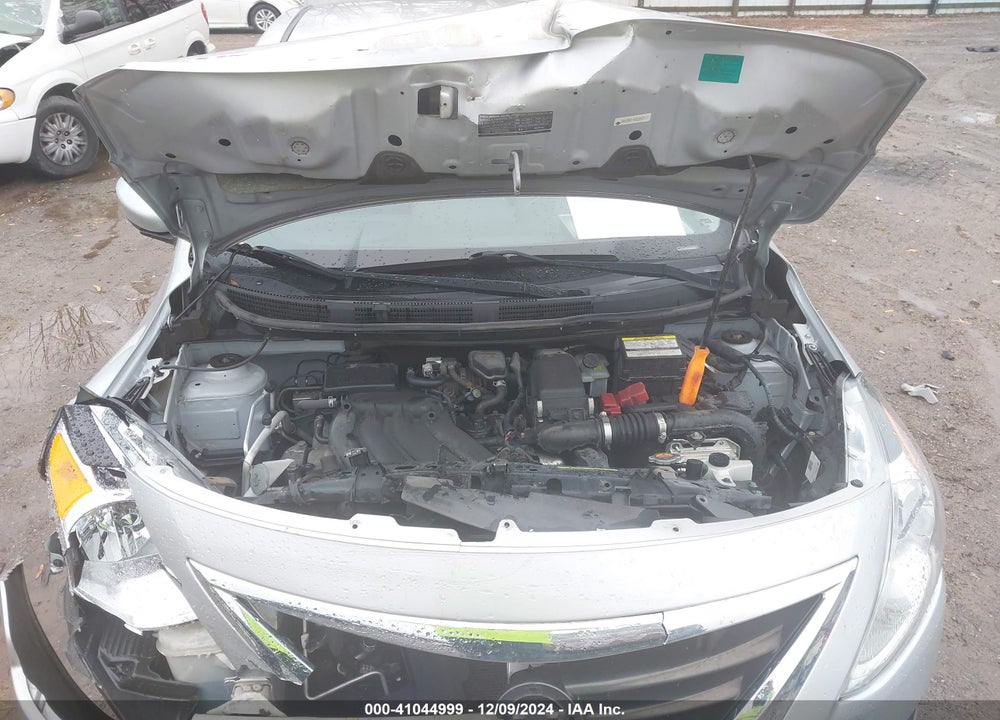 2019 NISSAN VERSA 1.6 SV VIN: 3N1CN7AP0KL857589