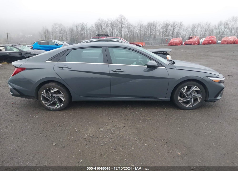 2024 HYUNDAI ELANTRA VIN: KMHLS4DG2RU645322