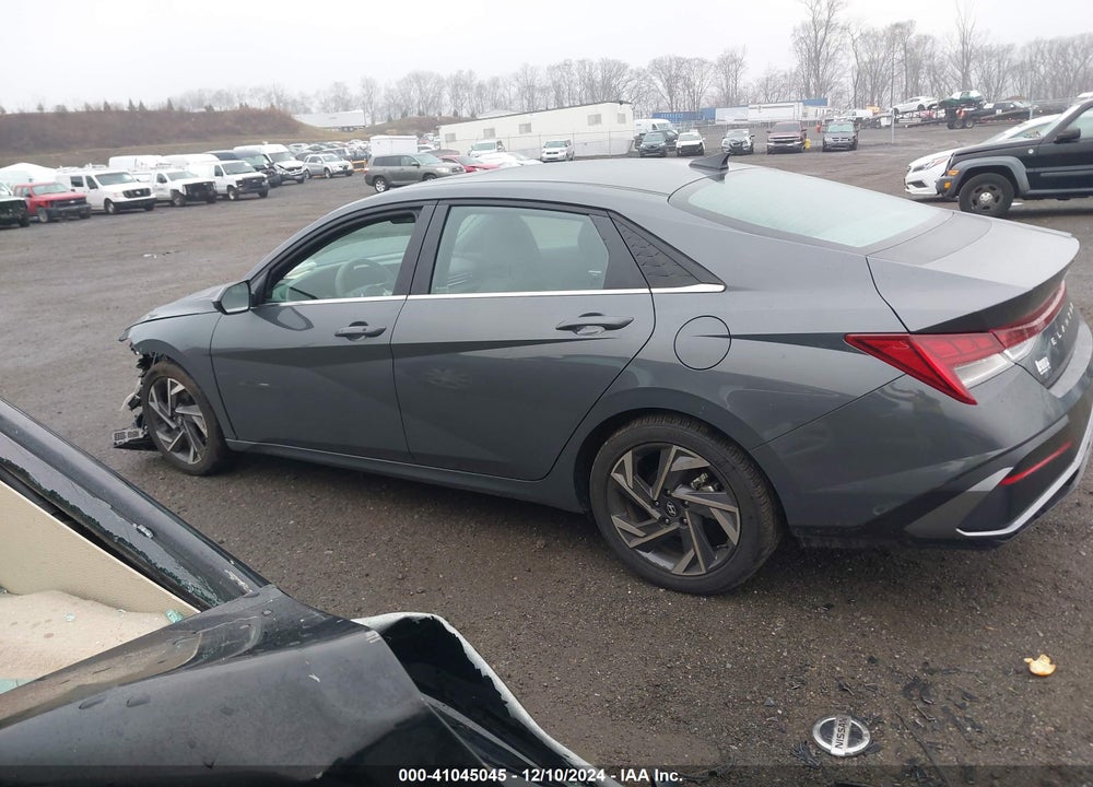 2024 HYUNDAI ELANTRA VIN: KMHLS4DG2RU645322