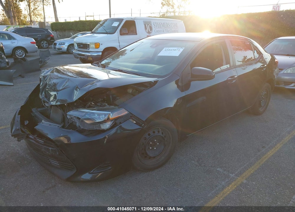 2018 TOYOTA COROLLA LE VIN: 2T1BURHE1JC055288