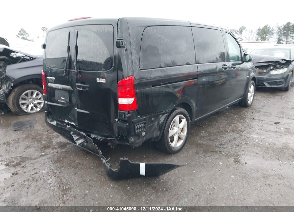 2017 MERCEDES-BENZ METRIS VIN: WD4PG2EE0H3335110