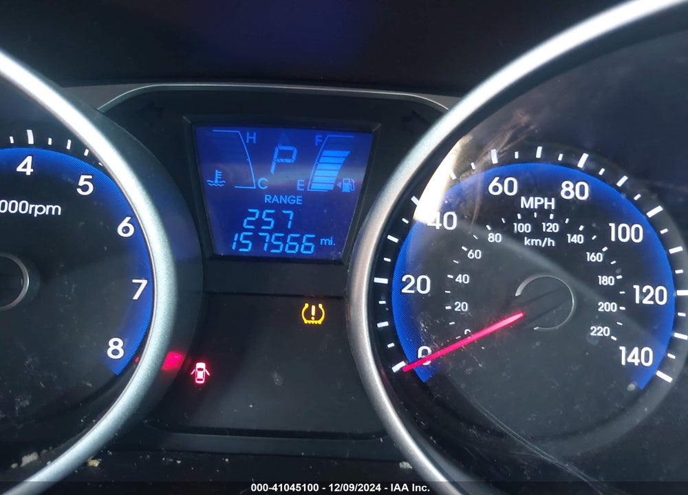 2015 HYUNDAI TUCSON SE VIN: KM8JU3AG2FU081828