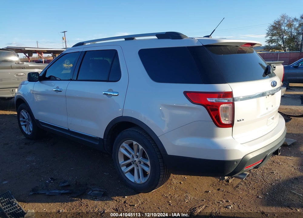 2015 FORD EXPLORER XLT VIN: 1FM5K7D81FGA27681