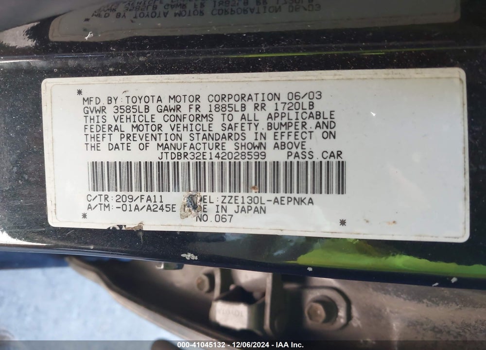 2004 TOYOTA COROLLA LE VIN: JTDBR32E142028599