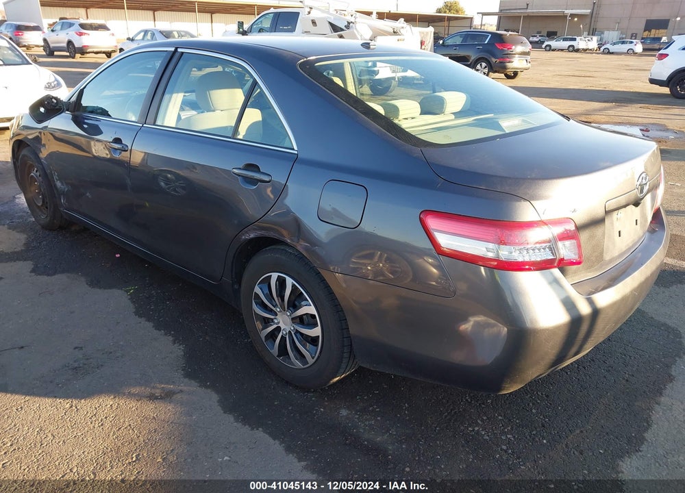 2011 TOYOTA CAMRY LE VIN: 4T1BF3EK2BU213669
