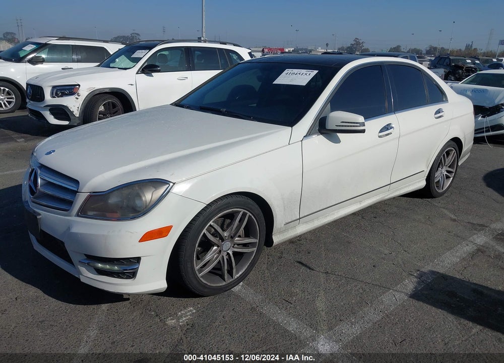 2012 MERCEDES-BENZ C 300 VIN: WDDGF8BB3CF912512