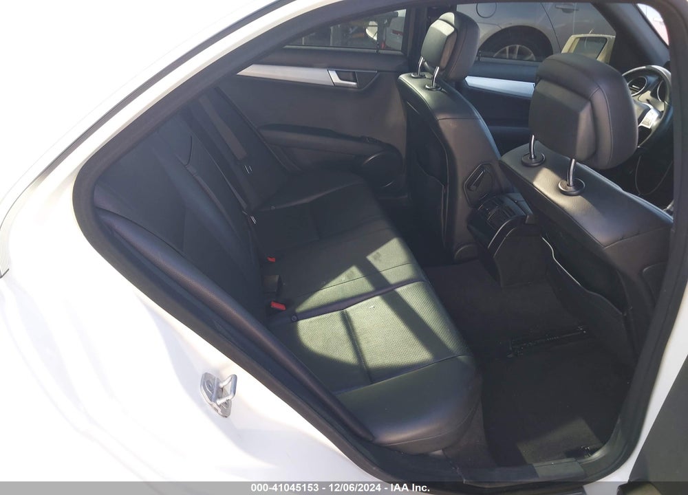 2012 MERCEDES-BENZ C 300 VIN: WDDGF8BB3CF912512