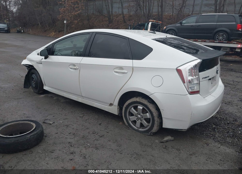 2011 TOYOTA PRIUS FOUR VIN: JTDKN3DU2B0320142