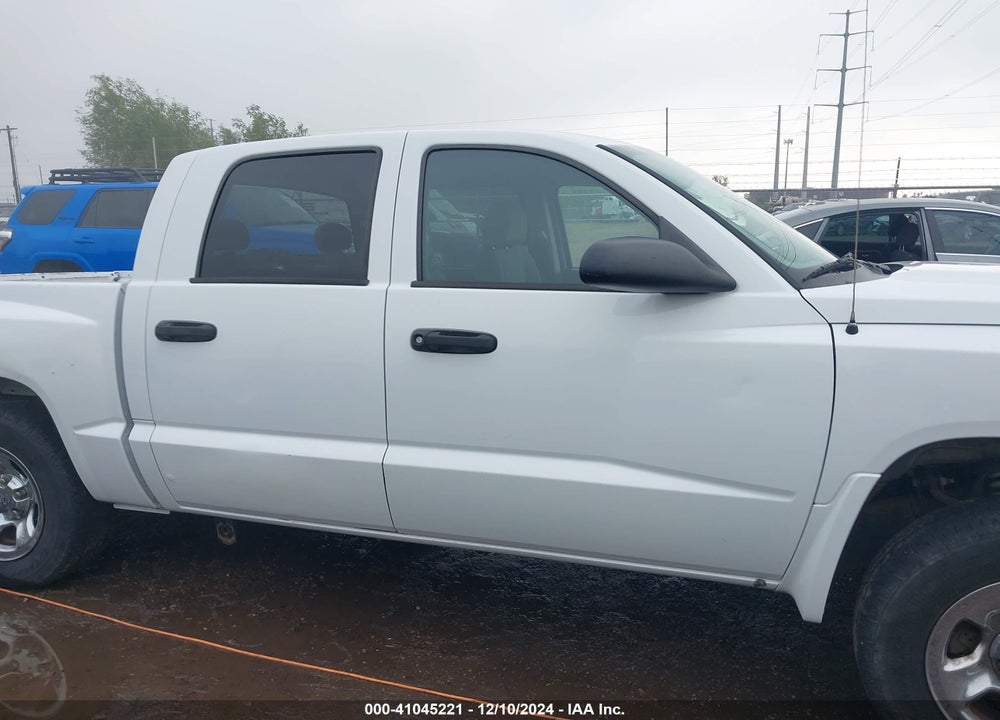 2008 DODG DAKOTA ST CREW CAB VIN: 1D7HE28K38S507180