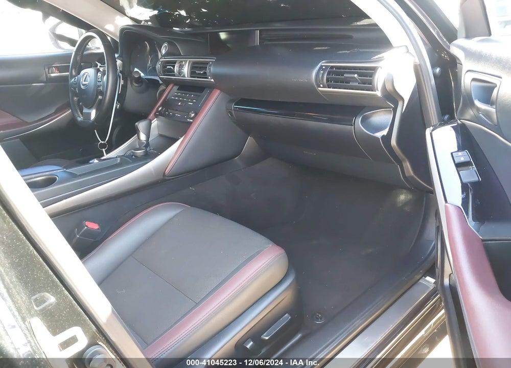 2020 LEXUS IS 300 VIN: JTHAA1D26L5108860