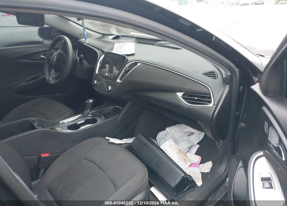 2019 CHEVROLET MALIBU LT VIN: 1G1ZD5ST2KF138194