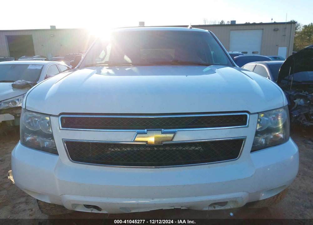 2011 CHEVROLET TAHOE LS VIN: 1GNSKAE00BR397457