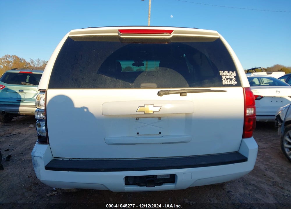 2011 CHEVROLET TAHOE LS VIN: 1GNSKAE00BR397457