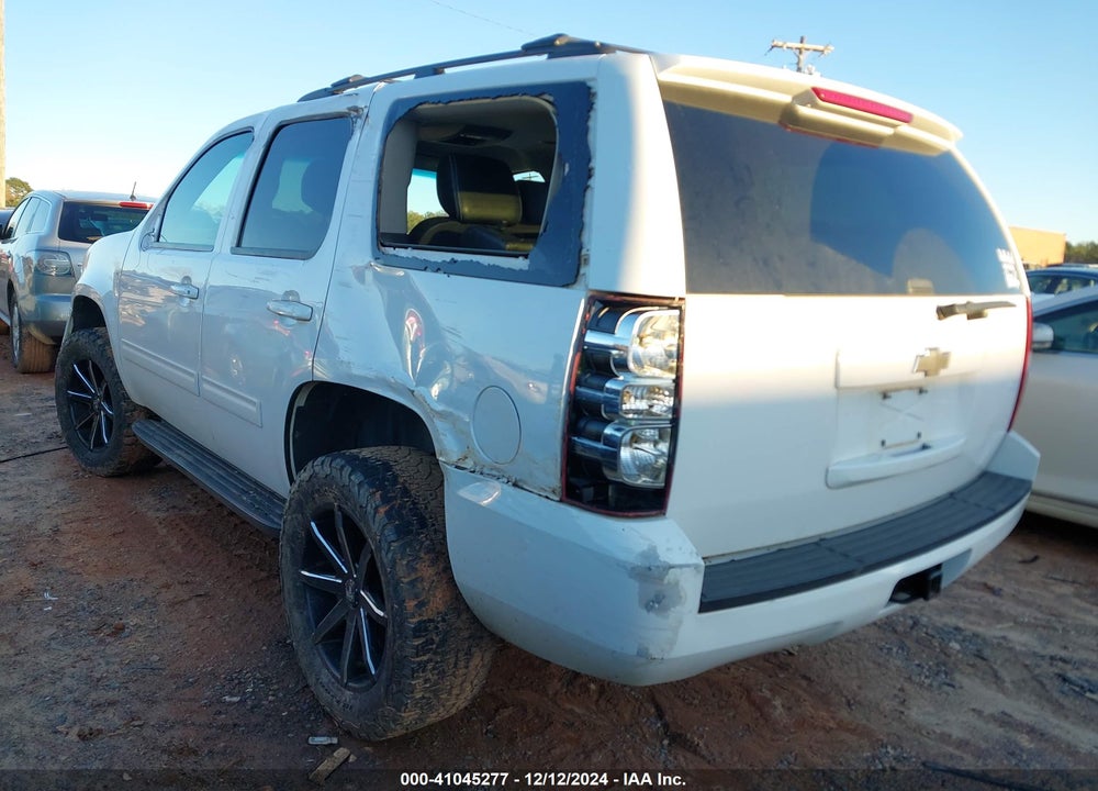 2011 CHEVROLET TAHOE LS VIN: 1GNSKAE00BR397457