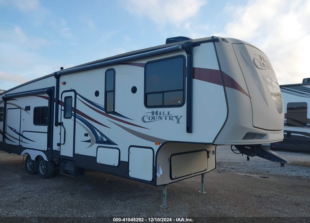 2014 CROSSROADS HILL COUNTRY FIFTH WHEEL VIN: 4V0FC3224EB022148