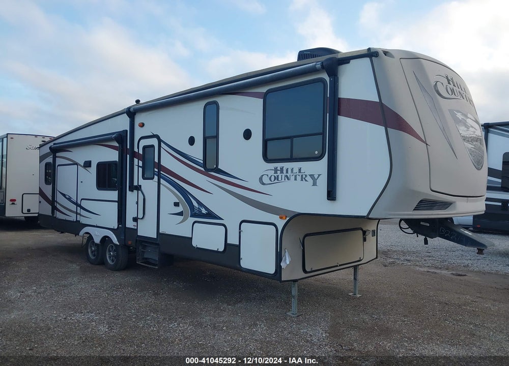 2014 CROSSROADS HILL COUNTRY FIFTH WHEEL VIN: 4V0FC3224EB022148