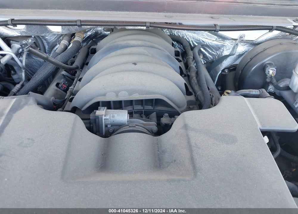 2018 CHEVROLET SUBURBAN LT VIN: 1GNSCHKCXJR109429