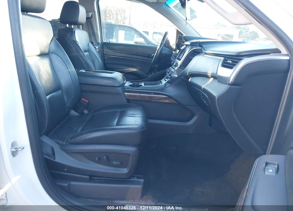 2018 CHEVROLET SUBURBAN LT VIN: 1GNSCHKCXJR109429