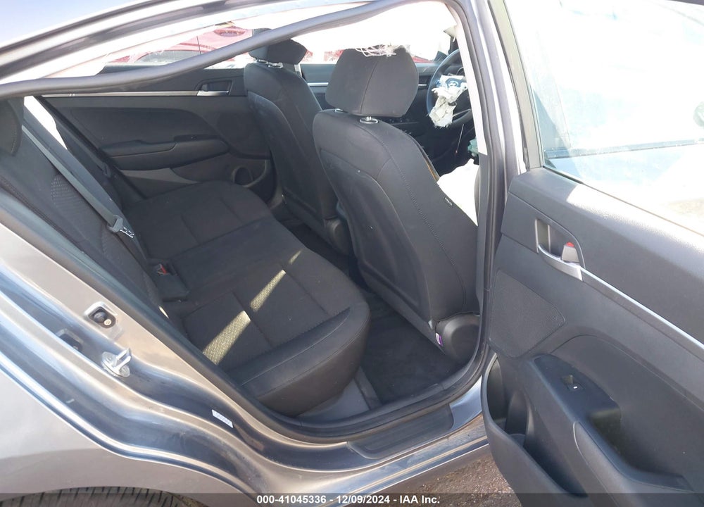 2019 HYUNDAI ELANTRA SE VIN: KMHD74LF8KU868663
