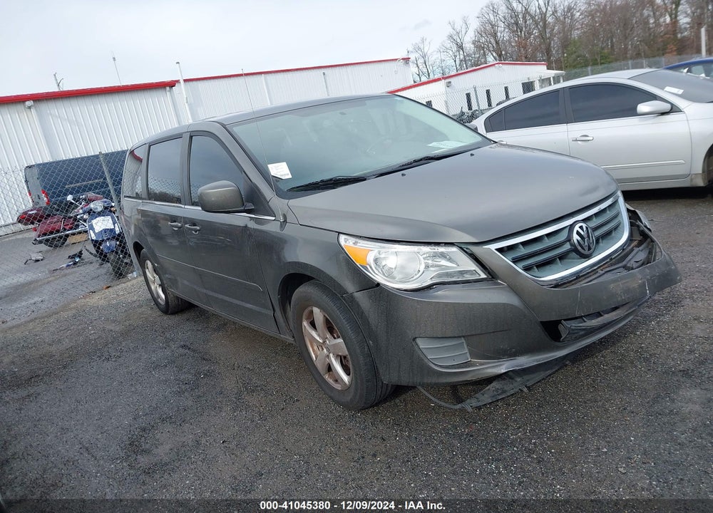 2010 VOLKSWAGEN ROUTAN SEL VIN: 2V4RW5DX7AR295685