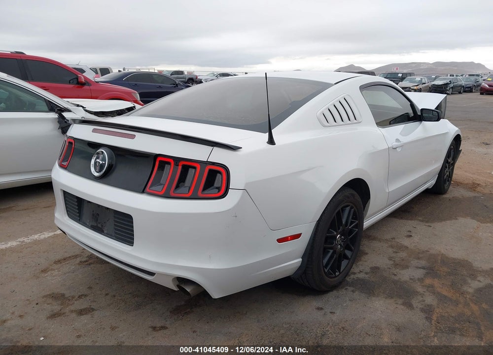 2014 FORD MUSTANG V6 VIN: 1ZVBP8AM6E5288148