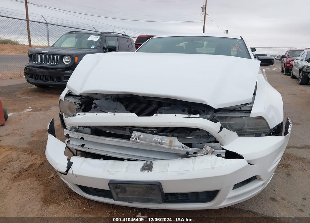 2014 FORD MUSTANG V6 VIN: 1ZVBP8AM6E5288148