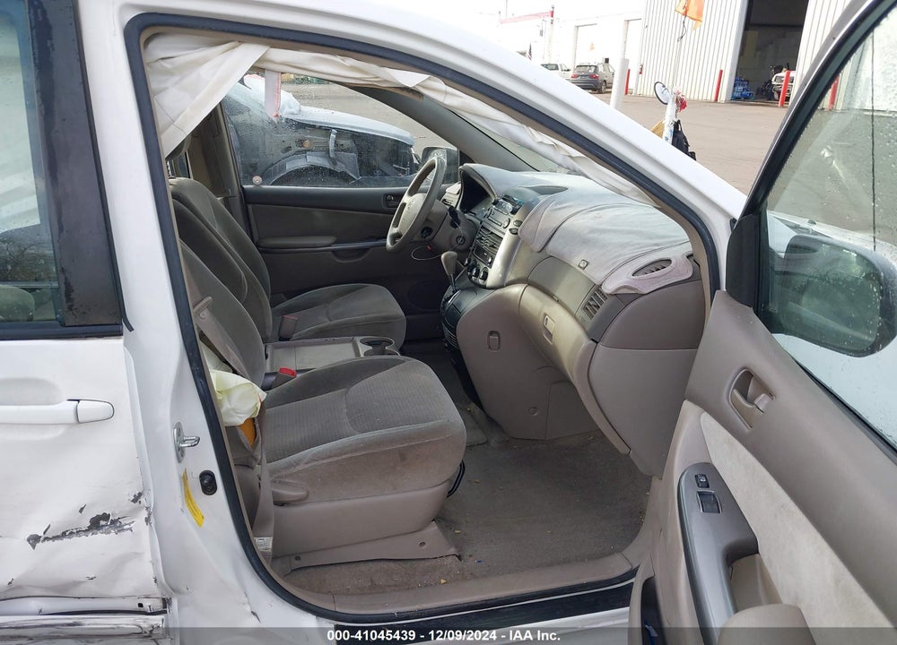 2006 TOYOTA SIENNA CE VIN: 5TDZA23C06S524177