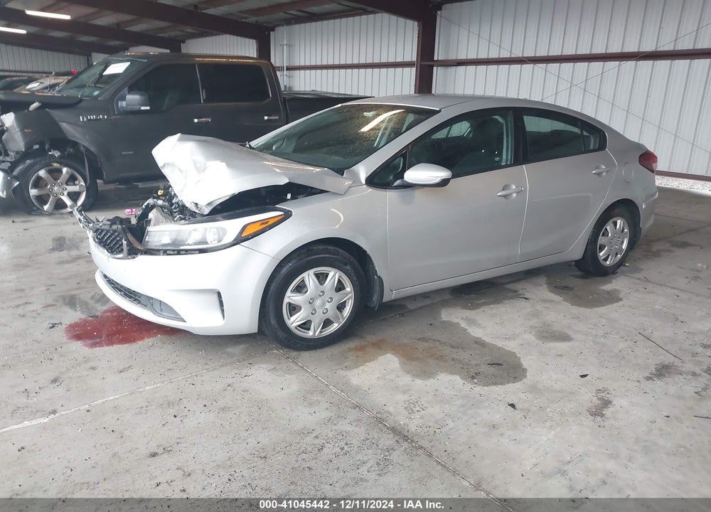 2017 KIA FORTE VIN: 3KPFK4A78HE017364