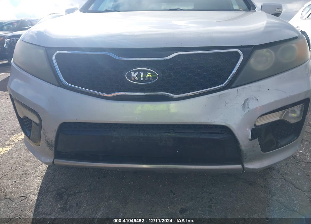 2011 KIA SORENTO SX V6 VIN: 5XYKW4A26BG160749