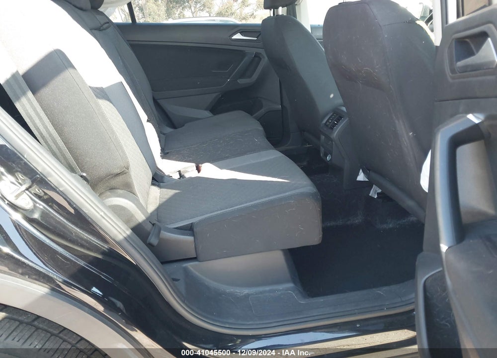 2020 VOLKSWAGEN TIGUAN 2.0T S VIN: 3VV1B7AX7LM161550