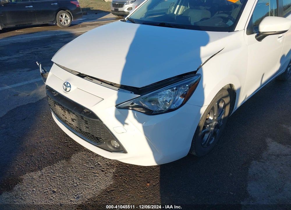 2020 TOYOTA YARIS LE VIN: 3MYDLBJV1LY702080