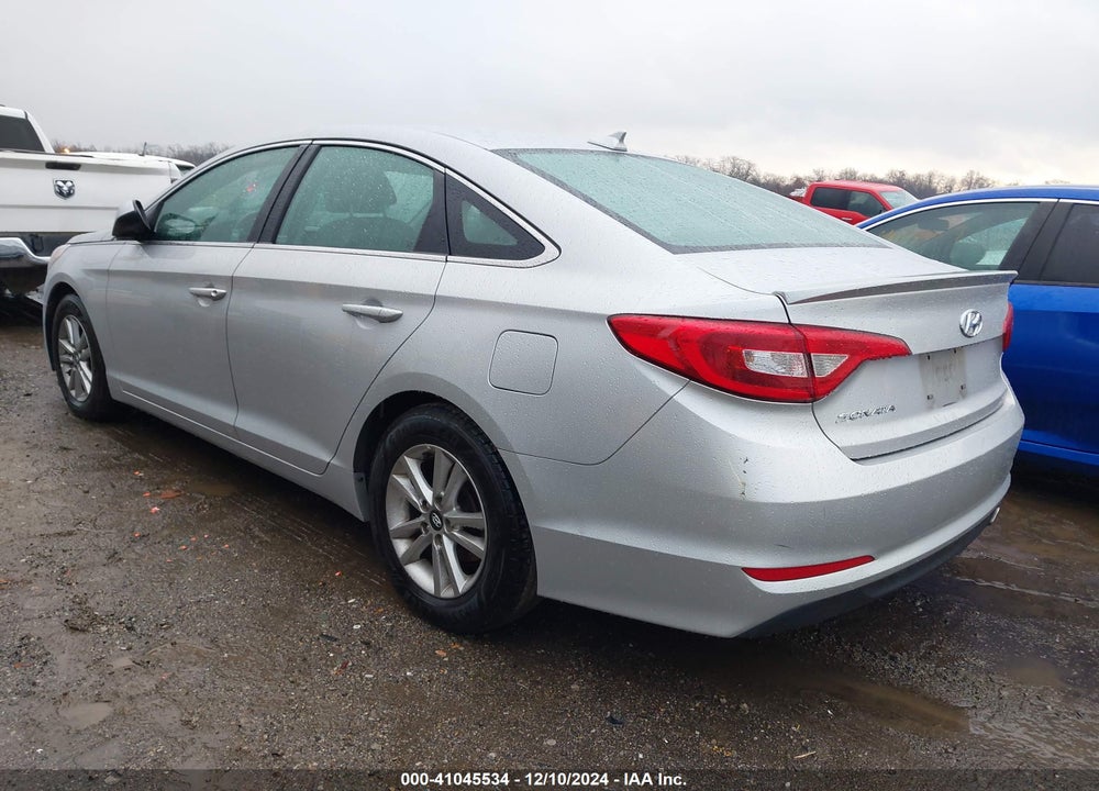 2016 HYUNDAI SONATA SE VIN: 5NPE24AF9GH371097