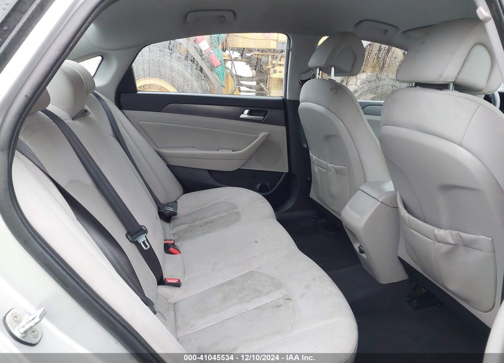 2016 HYUNDAI SONATA SE VIN: 5NPE24AF9GH371097