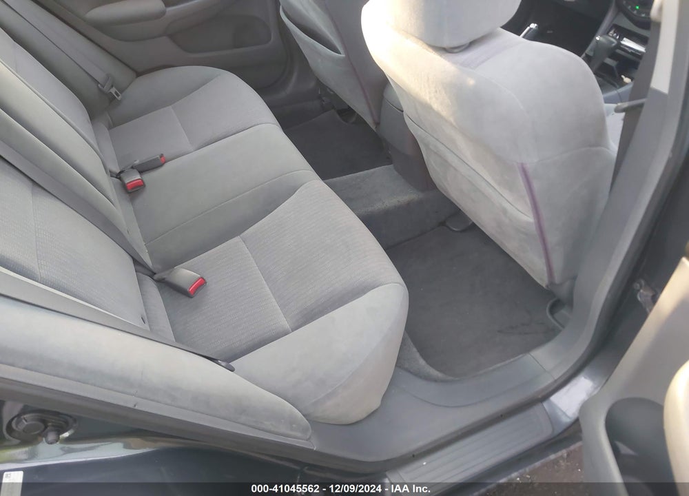 2004 HONDA ACCORD 2.4 LX VIN: 1HGCM563X4A076343