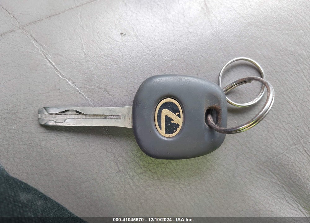 2003 LEXUS ES 300 VIN: JTHBF30G036012767