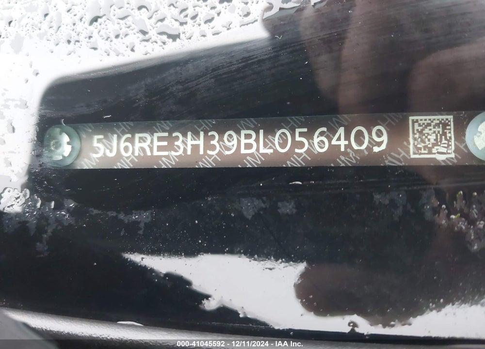 2011 HONDA CR-V LX VIN: 5J6RE3H39BL056409