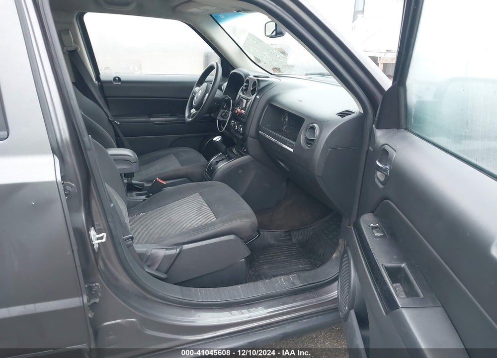 2014 JEEP PATRIOT SPORT VIN: 1C4NJPBA2ED774901