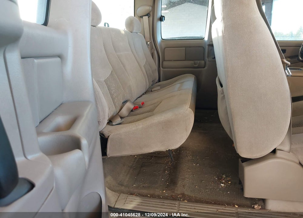 2005 CHEVROLET SILVERADO 2500HD LS VIN: 1GCHK29U65E117199