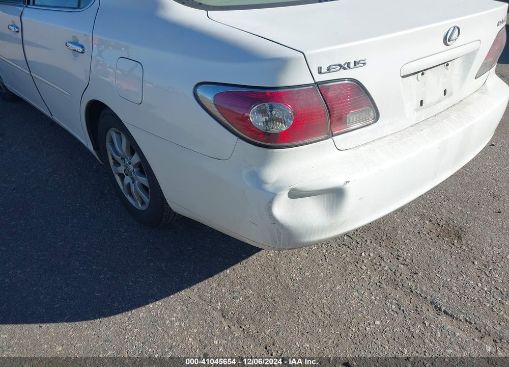2002 LEXUS ES 300 VIN: JTHBF30G625037144